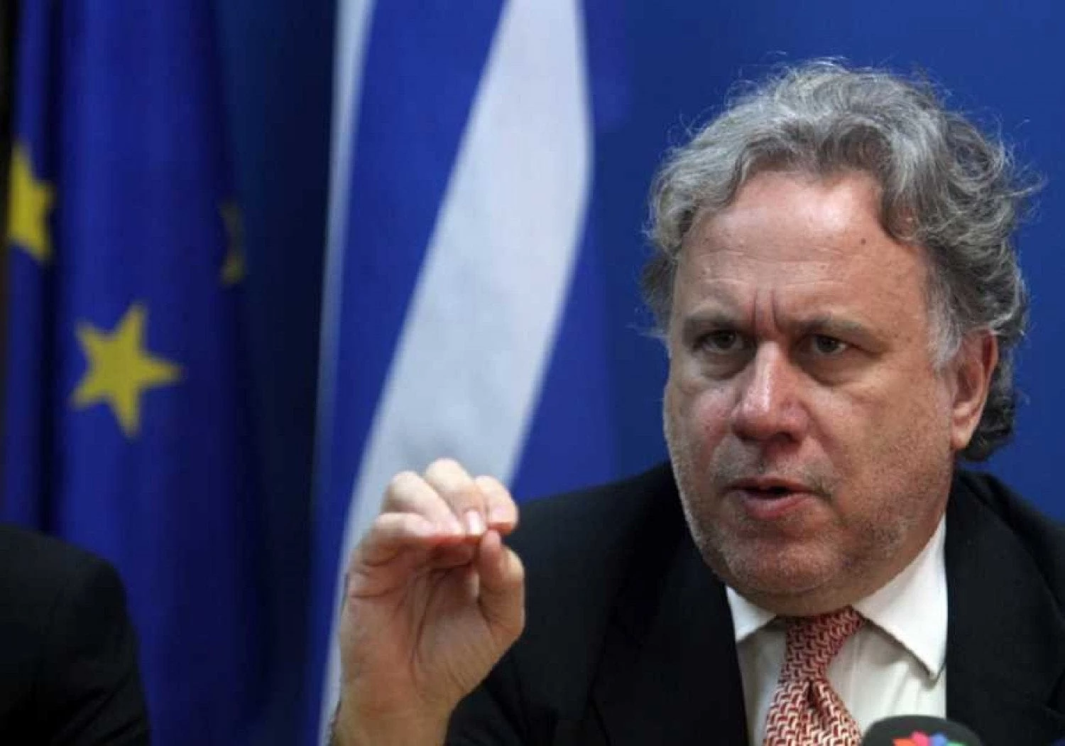 Κατρούγκαλος για δηλώσεις Ζάεφ περί «μακεδονικών» στην Ελλάδα: «Τα Σκόπια να σεβαστούν πλήρως τη Συμφωνία των Πρεσπών»